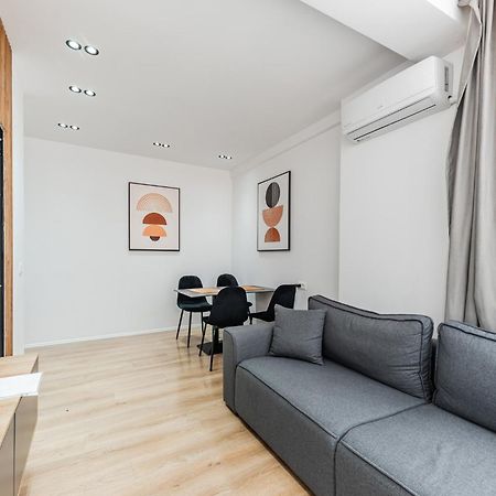 Atelier Apartments By Kondo Stays Tiranë Ngoại thất bức ảnh