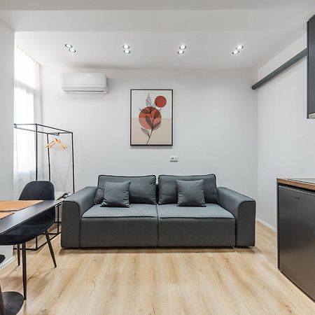 Atelier Apartments By Kondo Stays Tiranë Ngoại thất bức ảnh