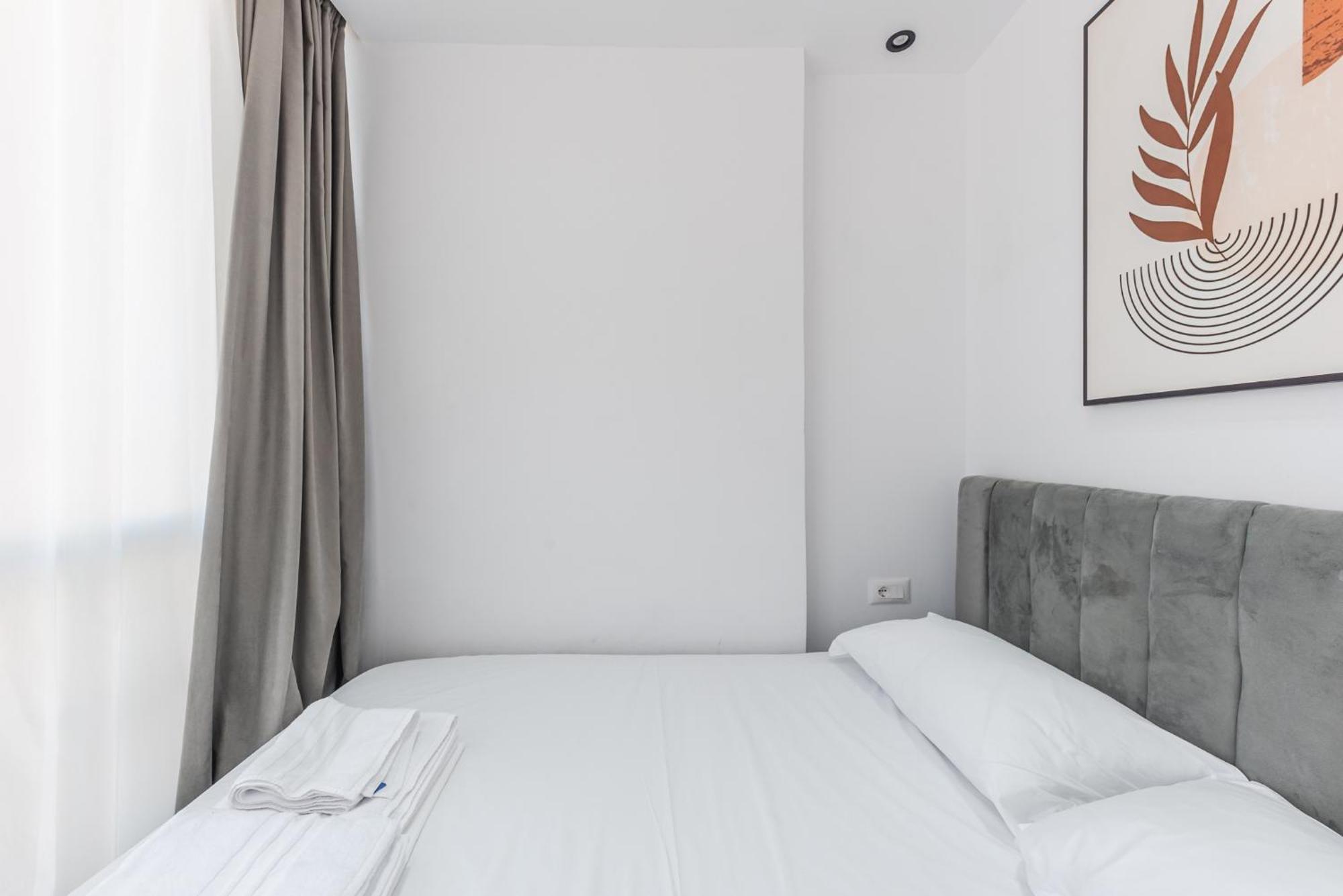 Atelier Apartments By Kondo Stays Tiranë Ngoại thất bức ảnh