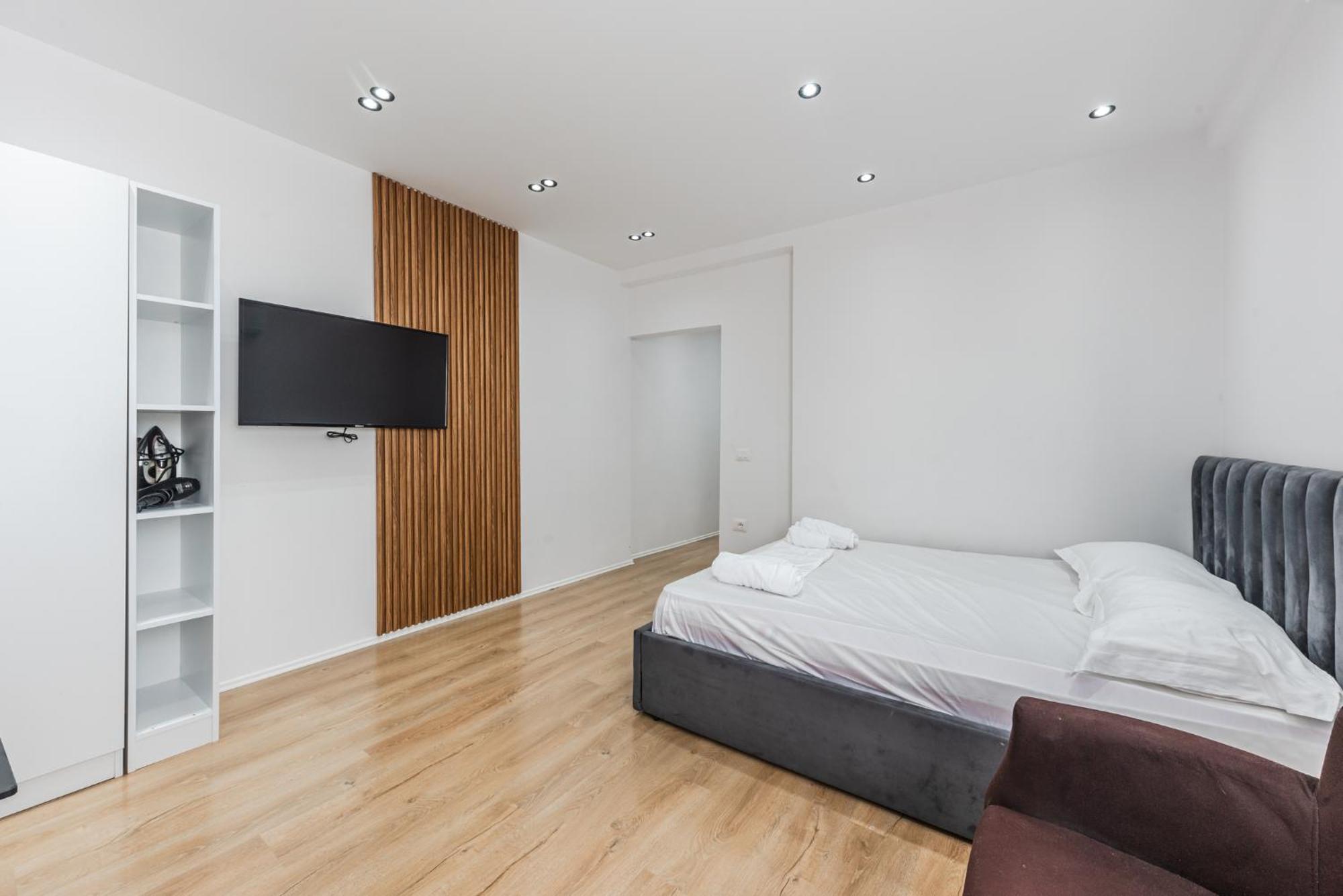 Atelier Apartments By Kondo Stays Tiranë Ngoại thất bức ảnh