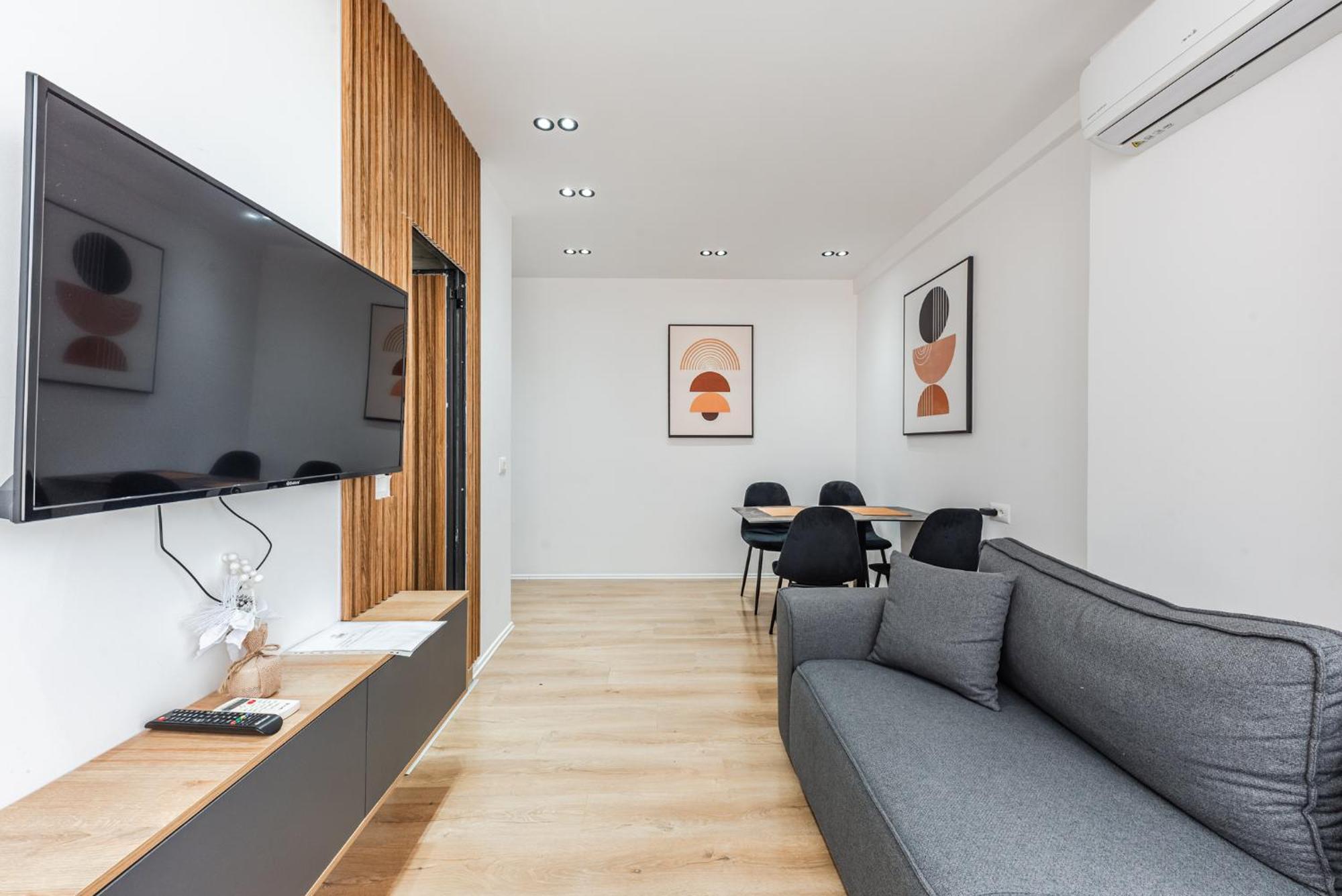 Atelier Apartments By Kondo Stays Tiranë Ngoại thất bức ảnh