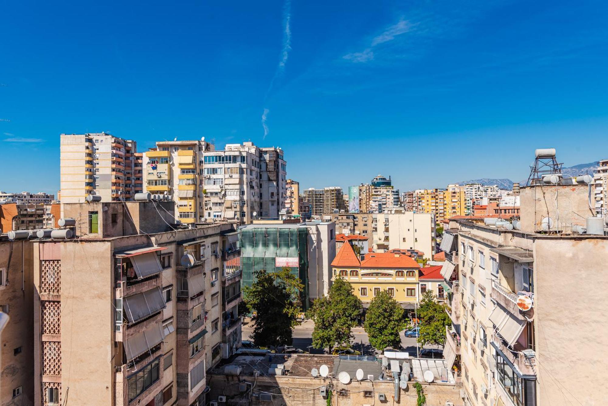 Atelier Apartments By Kondo Stays Tiranë Ngoại thất bức ảnh