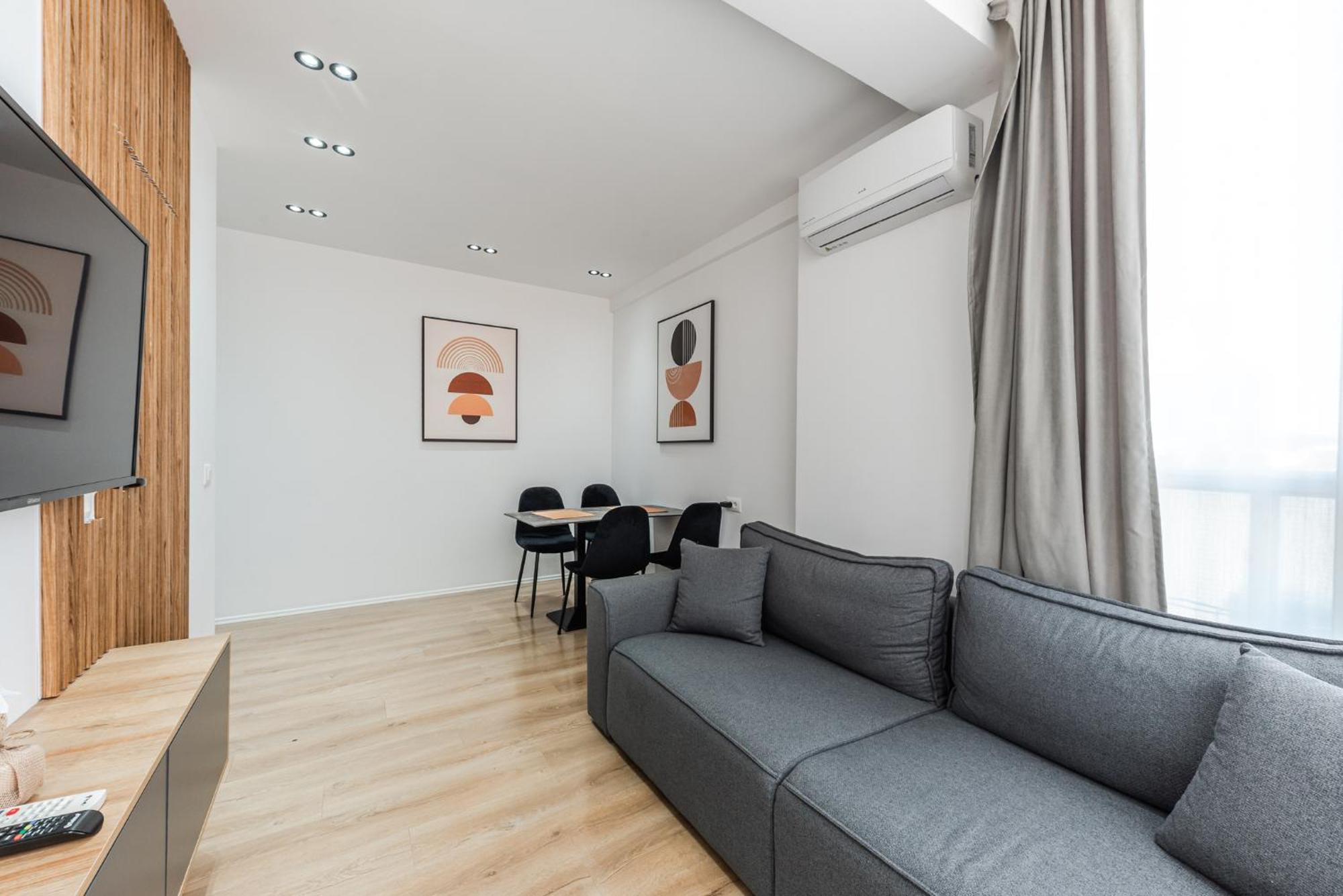 Atelier Apartments By Kondo Stays Tiranë Ngoại thất bức ảnh