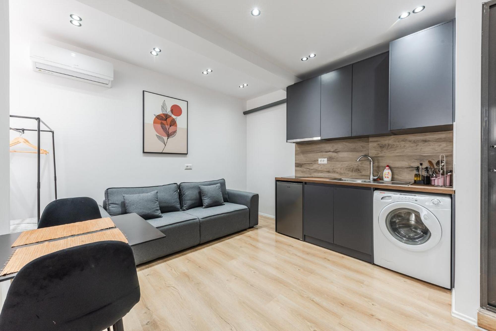 Atelier Apartments By Kondo Stays Tiranë Ngoại thất bức ảnh
