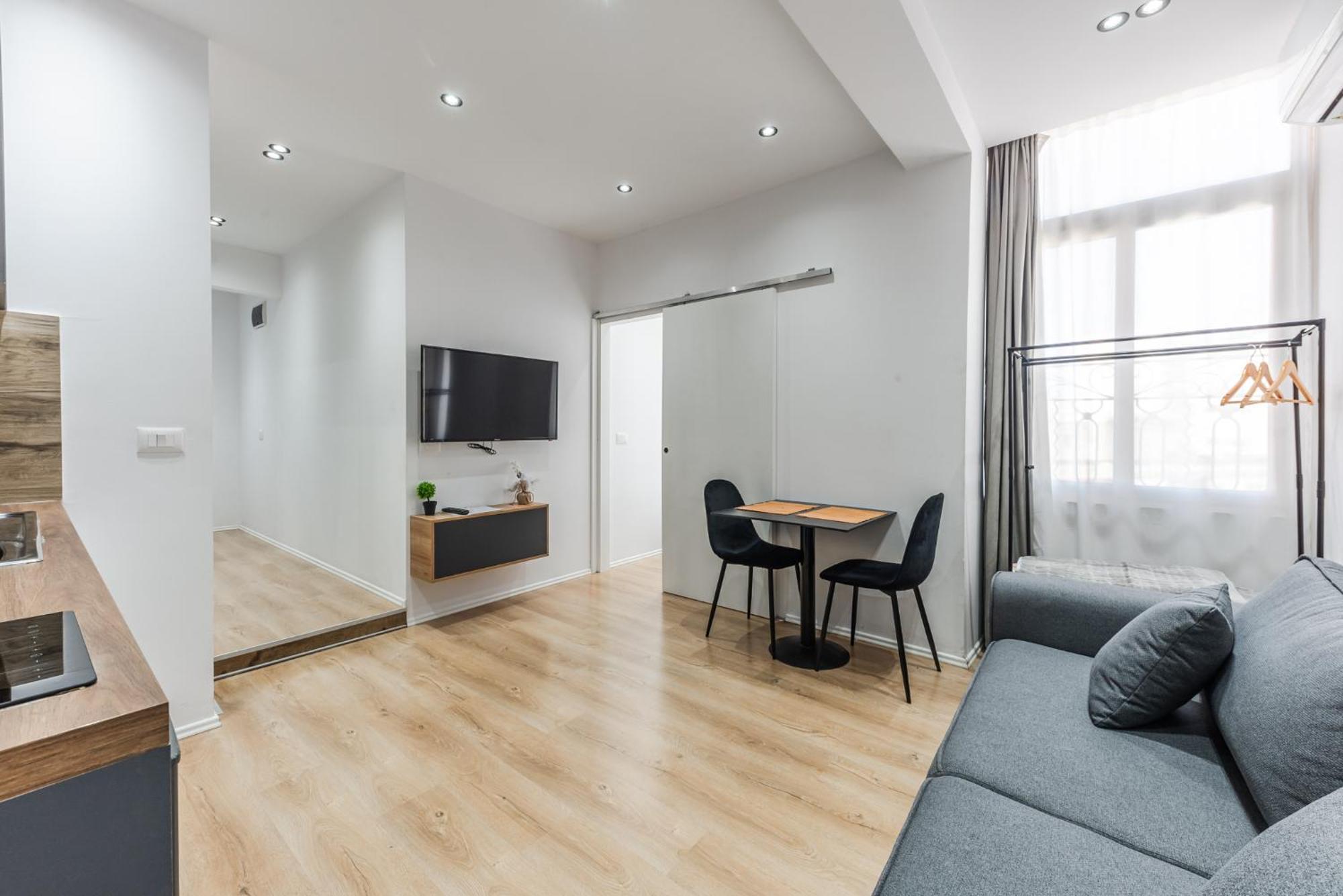 Atelier Apartments By Kondo Stays Tiranë Ngoại thất bức ảnh